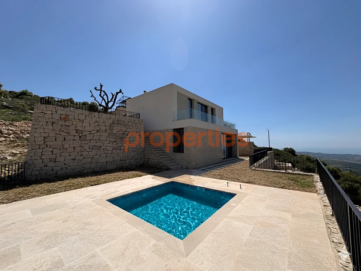 Villa for sale in Mahmerch, Lebanon - 3 bed, 1.5 bath