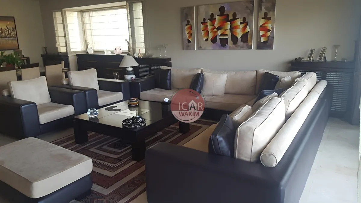 Triplex for Sale in Montiverdi