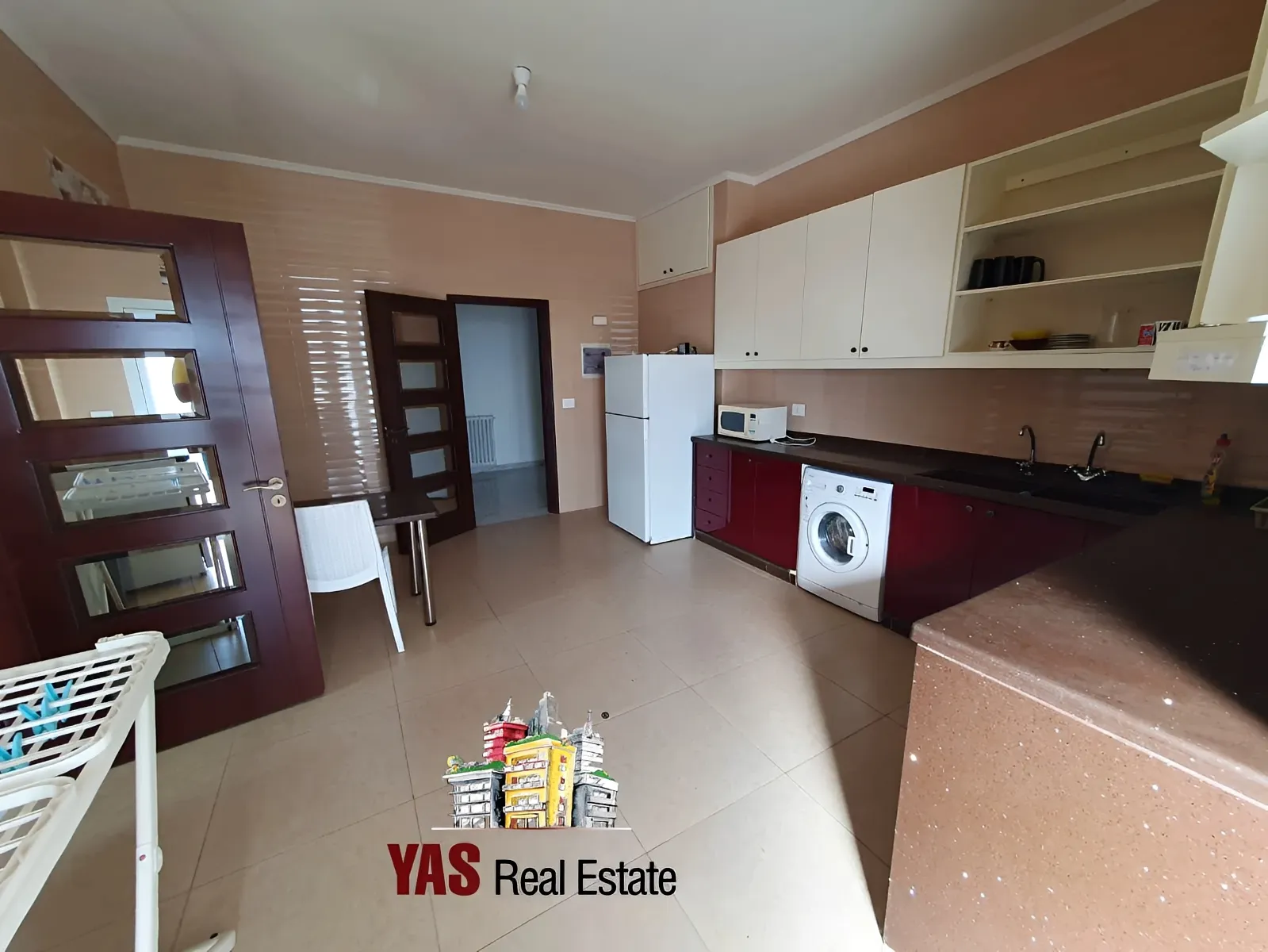 Apartment for Rent in Ajaltoun