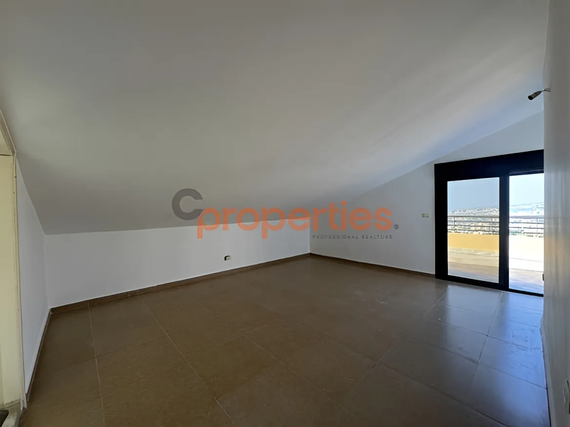 Apartment for Sale in Halat