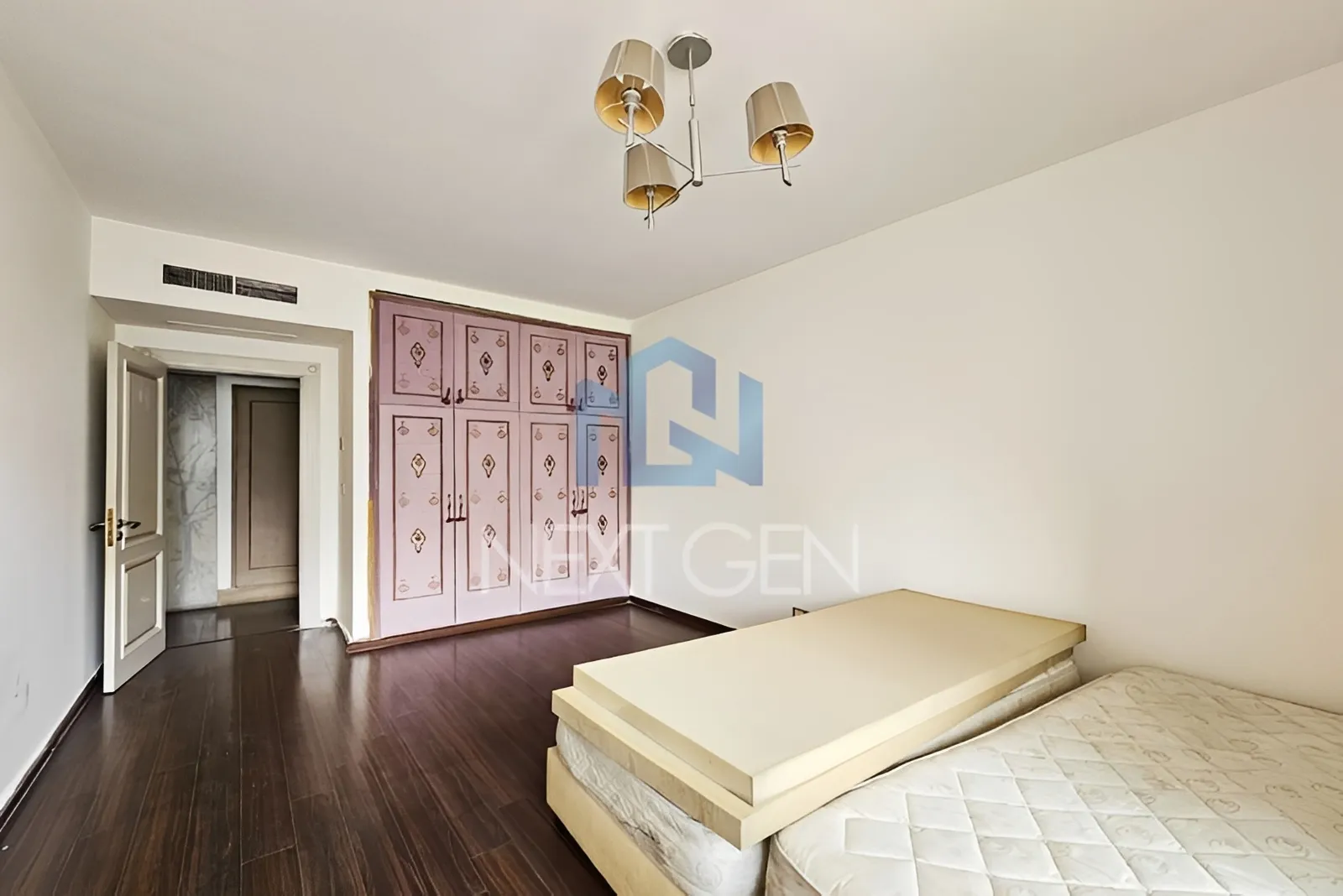 Apartment for Sale in Ramlet El Baida