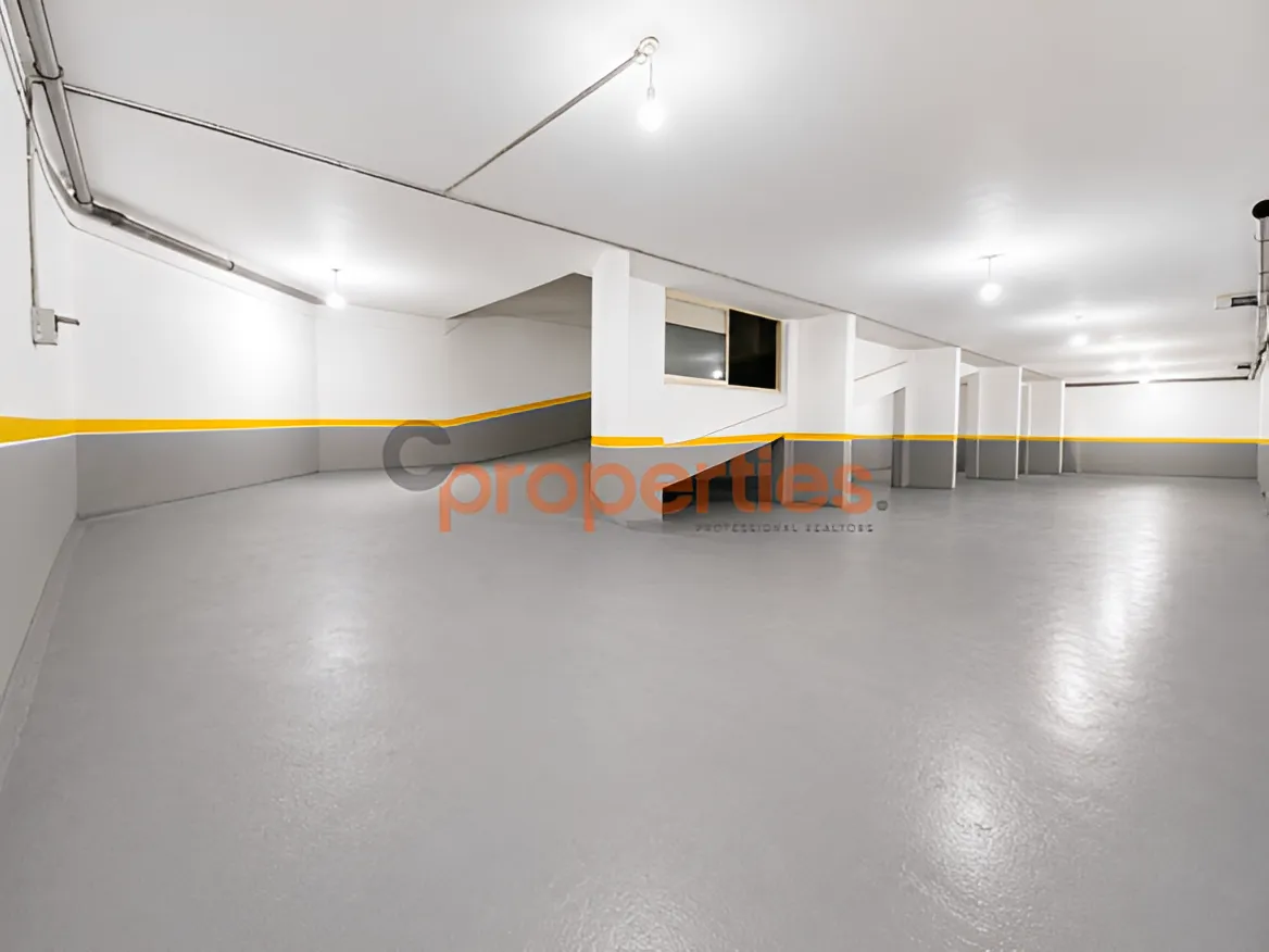 Warehouse for Sale in Zalqa