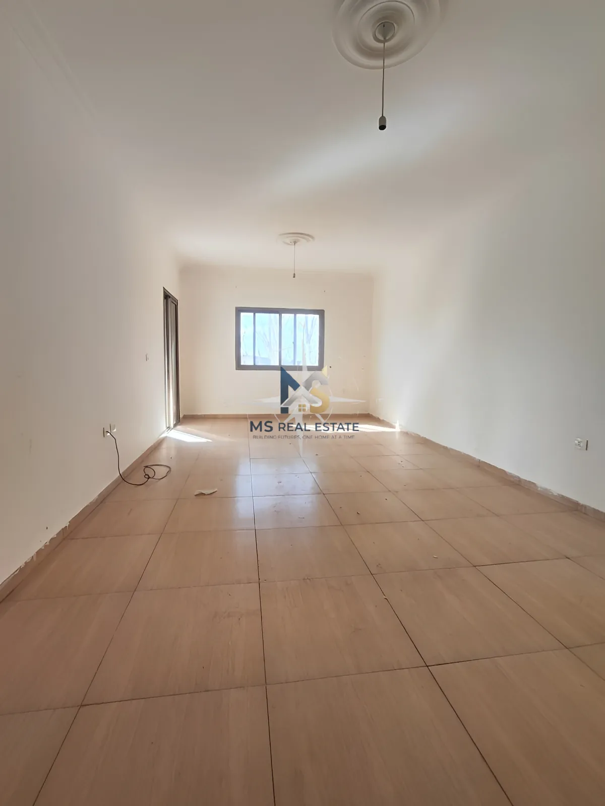 شقة for rent in مزرعة كفر جوز، لبنان