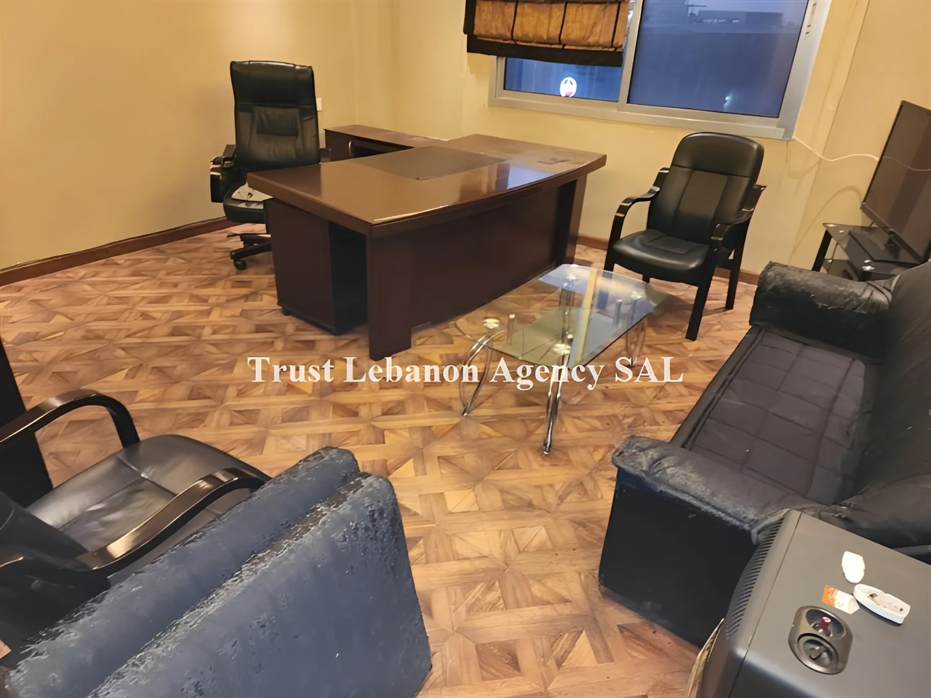 Office for sale in Metn, Dawra
