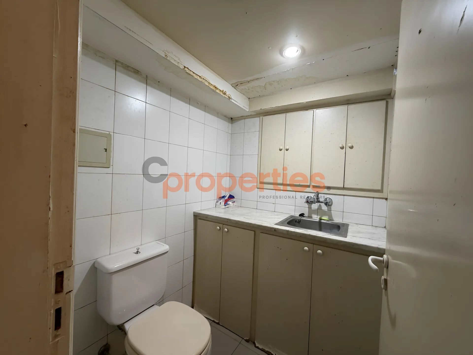 Shop for Rent in Gemmayzeh