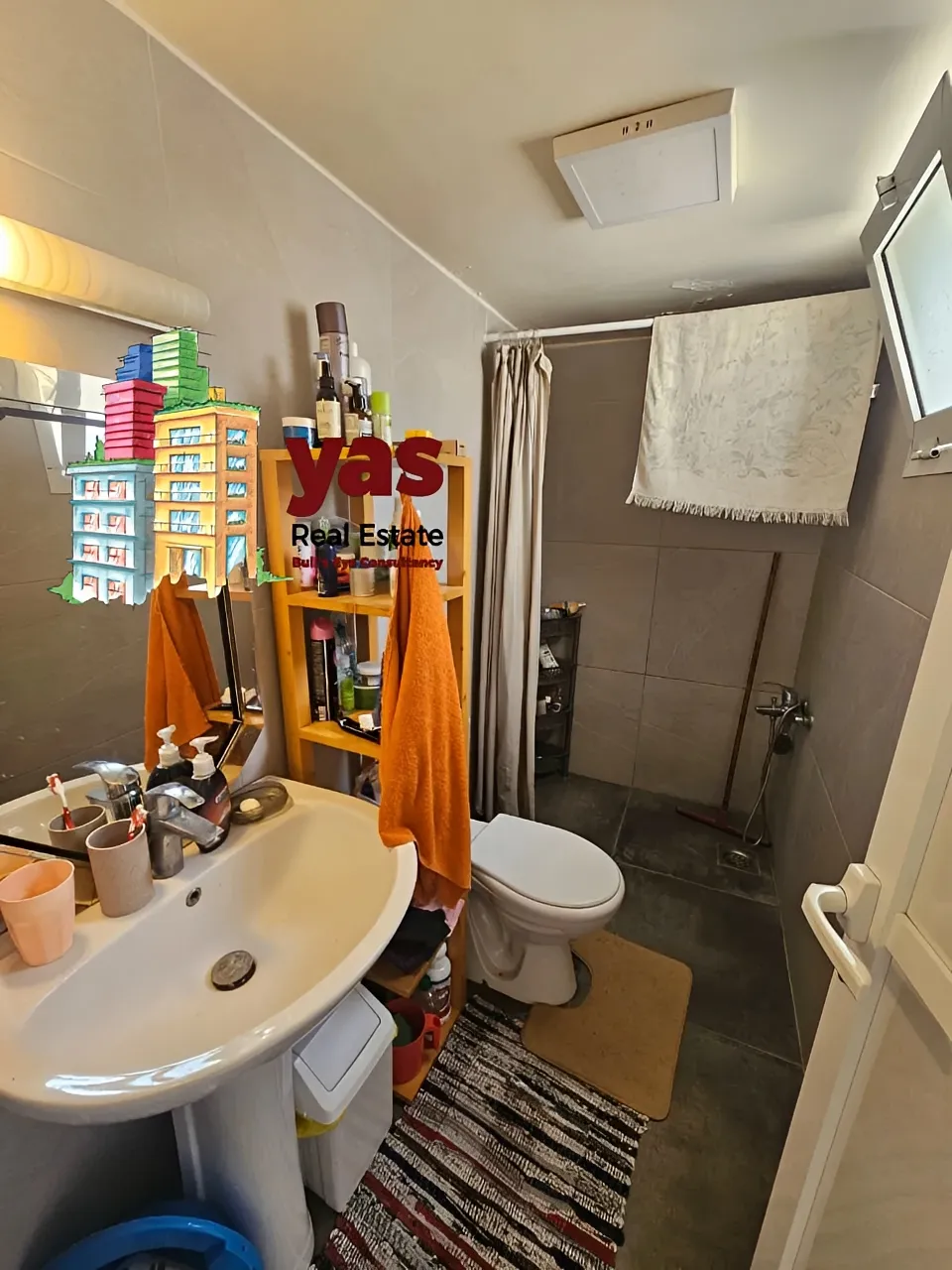 Apartment for Sale in Achrafieh - 2 bed, 1 bath