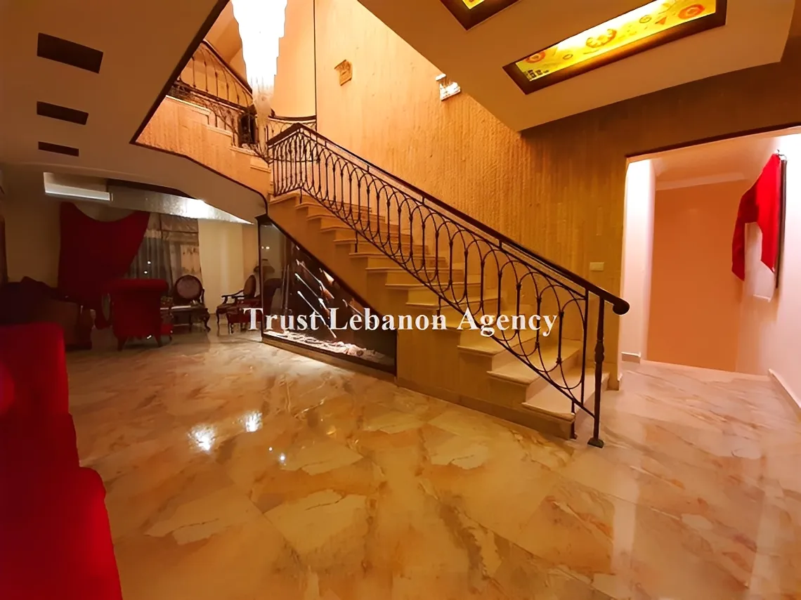 Villa for Sale in Chouf Werdeneyeh