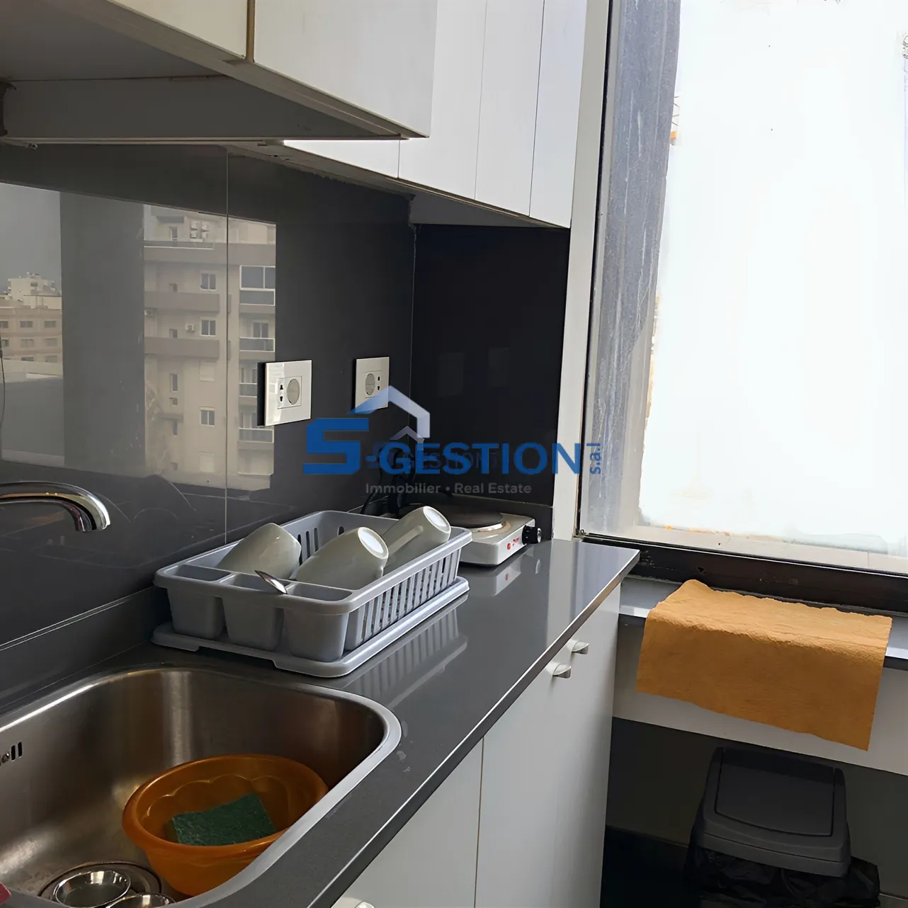 Office for Sale in Jdeideh