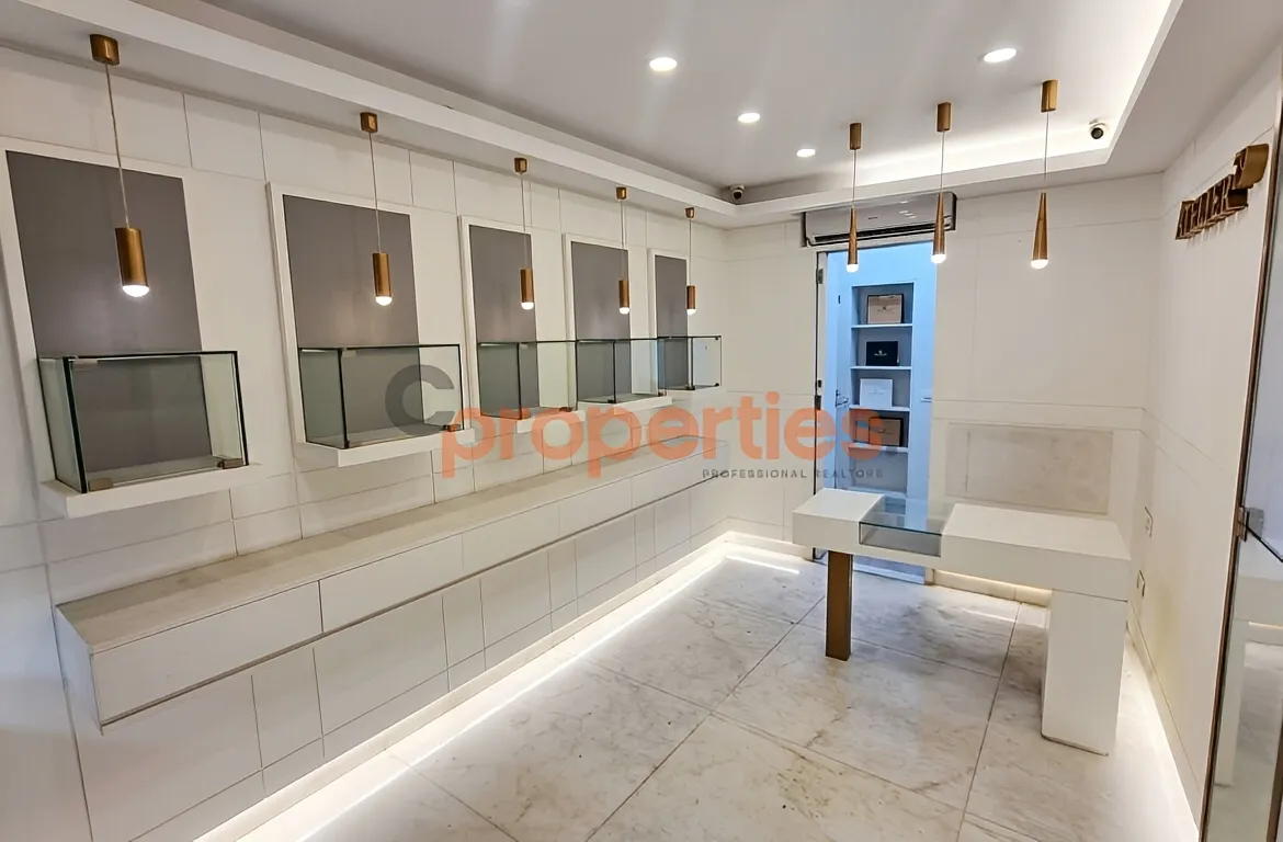 Shop for Rent in Achrafieh