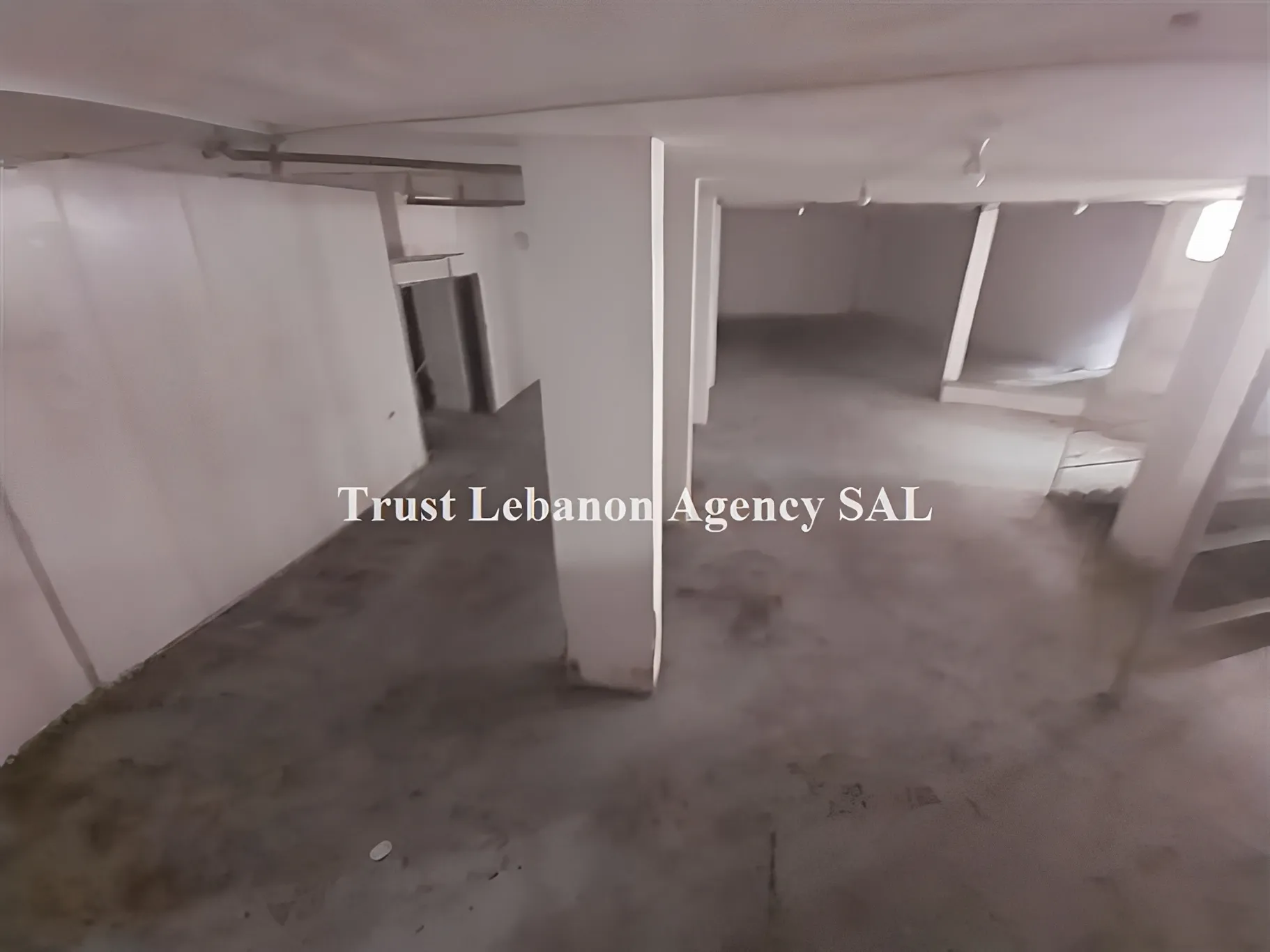 Commercial Property For Sale in Metn, Dekweneh