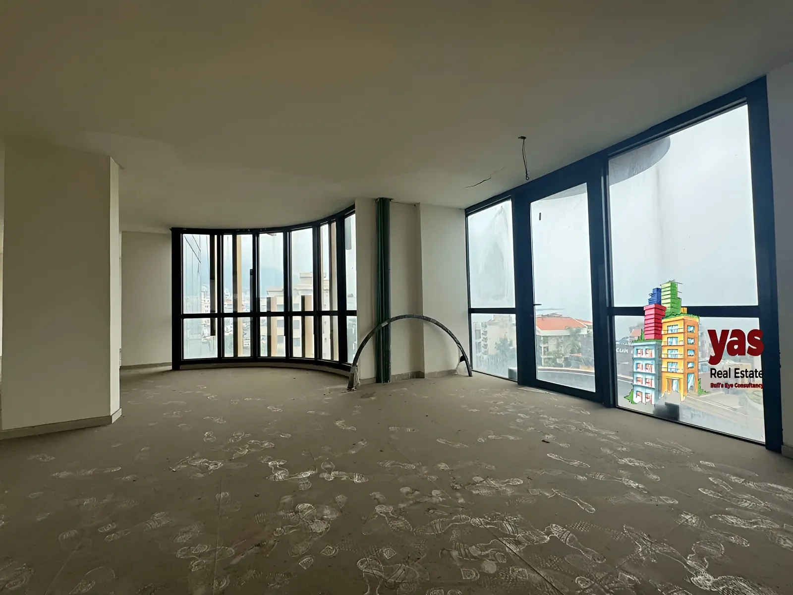 Office for rent in Kfar Hbab