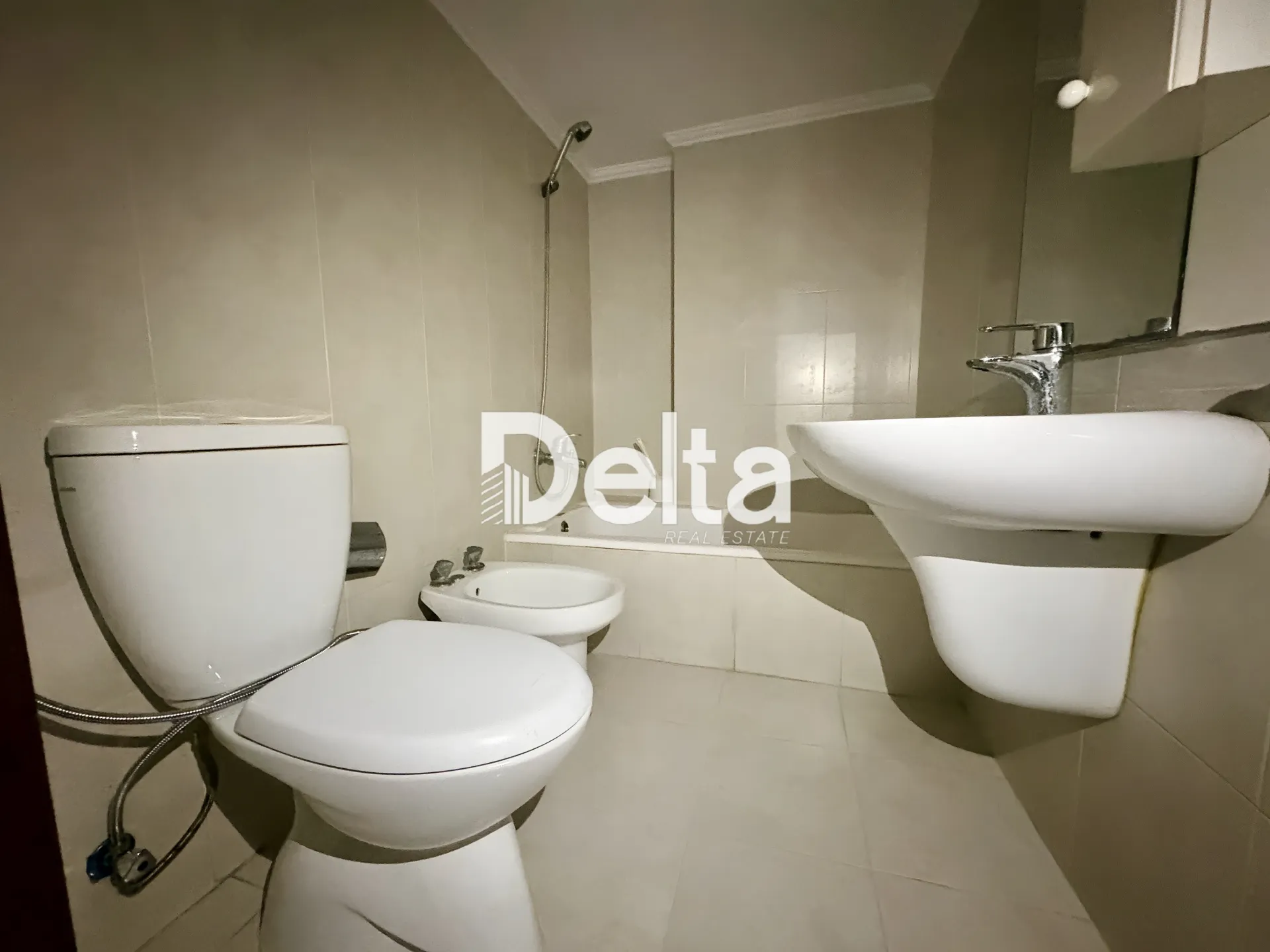 Apartment for rent in Mar elias, beirut, lebanon
