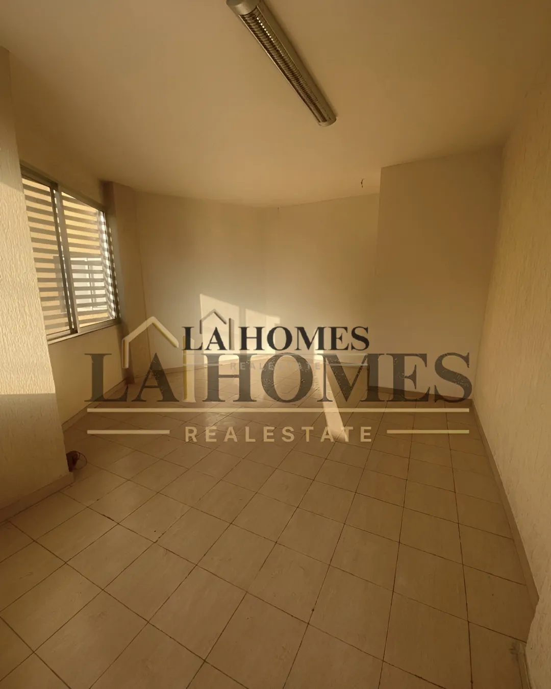 Office for rent in Zouk Mosbeh