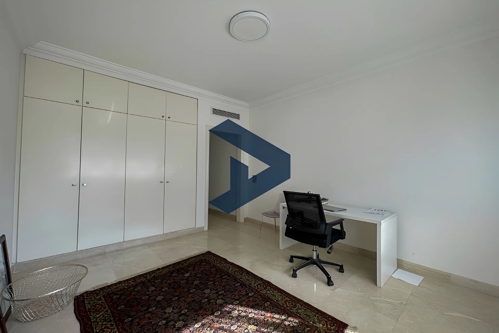 Apartment for rent in Caree d'or, Achrafieh, Lebanon