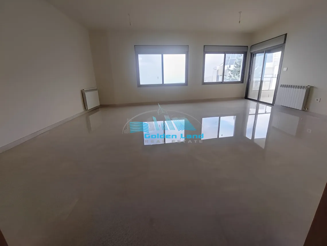Apartment for Rent in Mazraat Yachoua, Lebanon - 3 bed, 3 bath