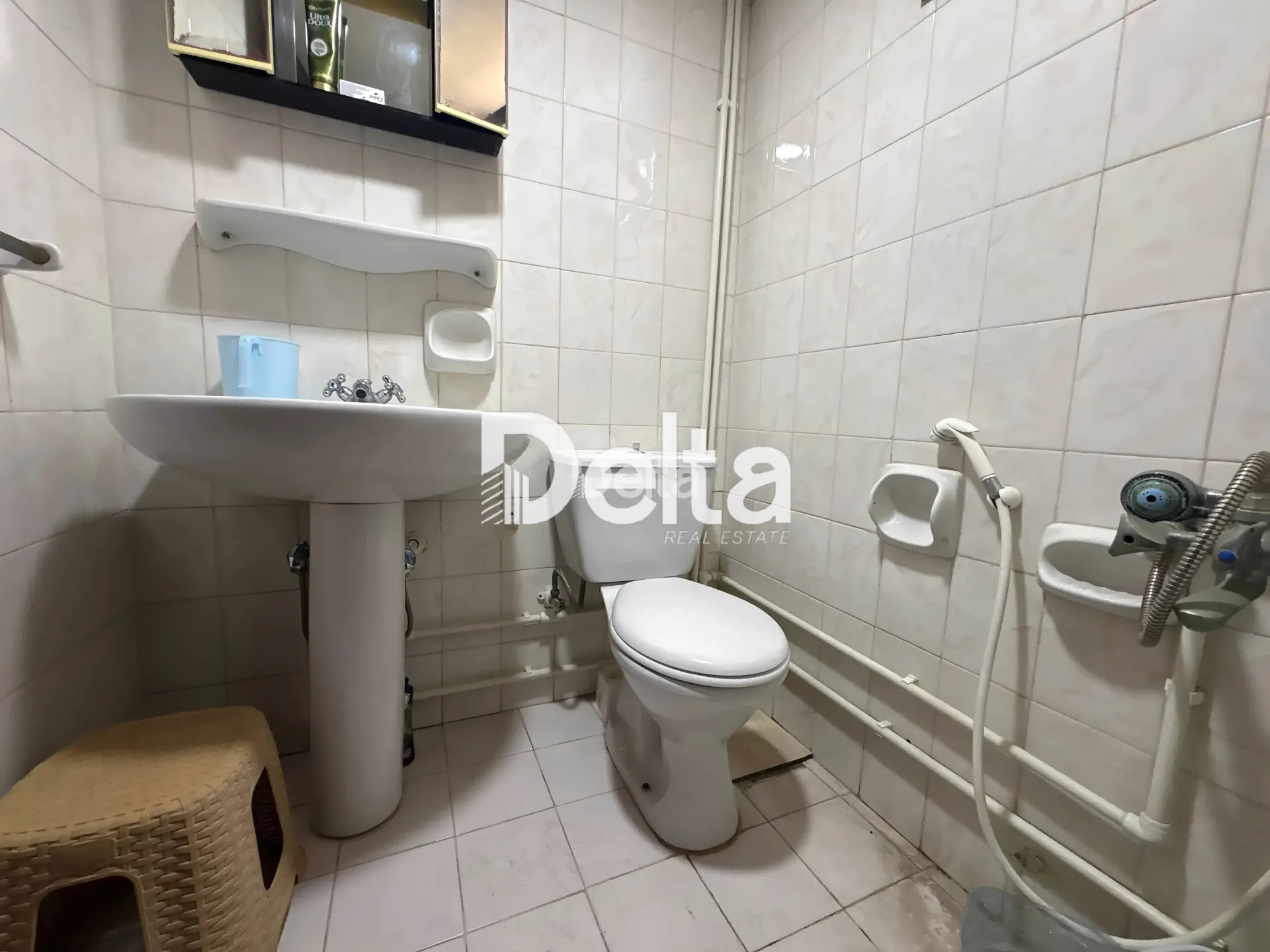 Apartment for sale in Mar elias, beirut, lebanon - 3 bed, 3.0 bath