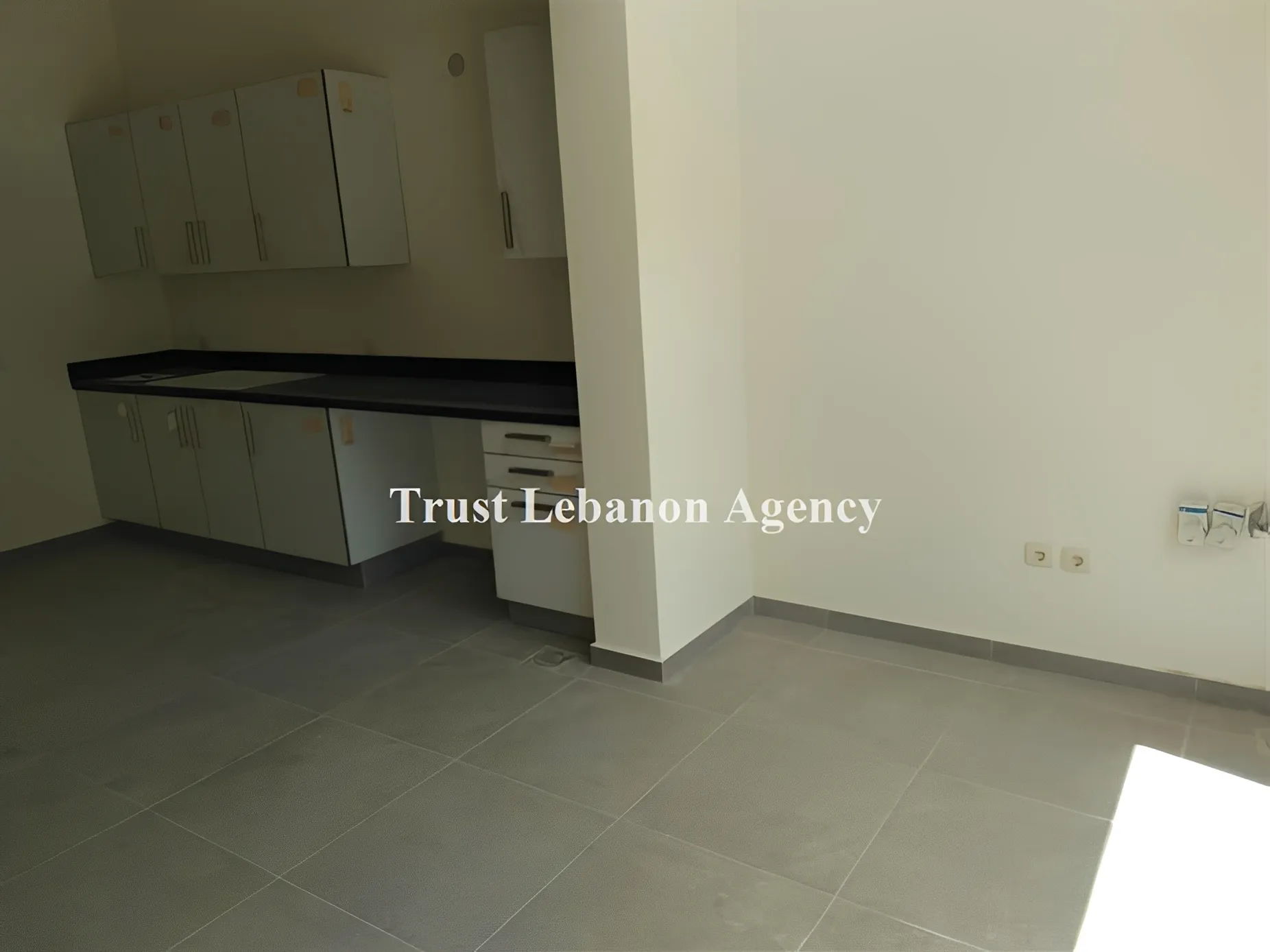 Apartment for Rent in Faiyadiyeh - 3 bed, 5 bath