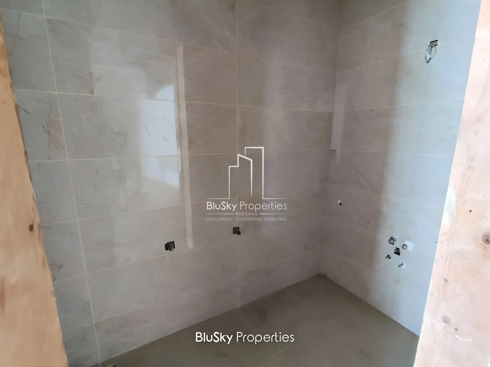 Apartment for Sale in Harissa