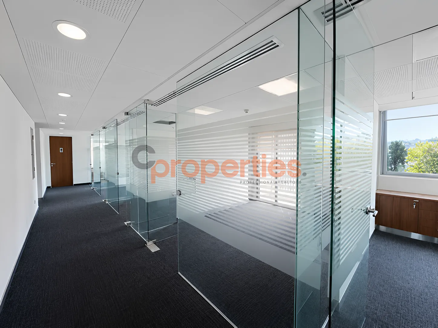 Commercial for rent in Dekwaneh, Lebanon