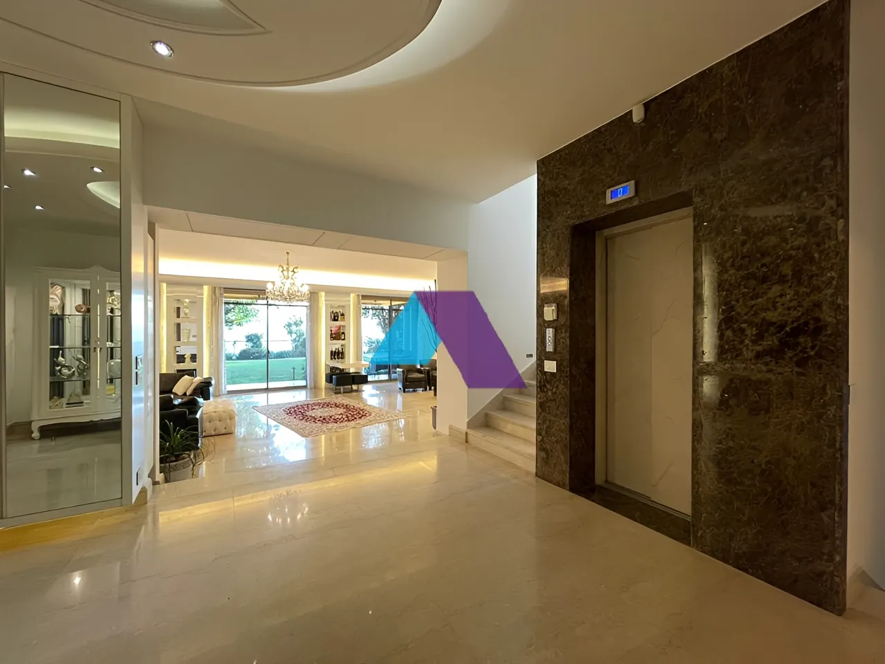 Villa for Sale in Beit Meri - 6 bath