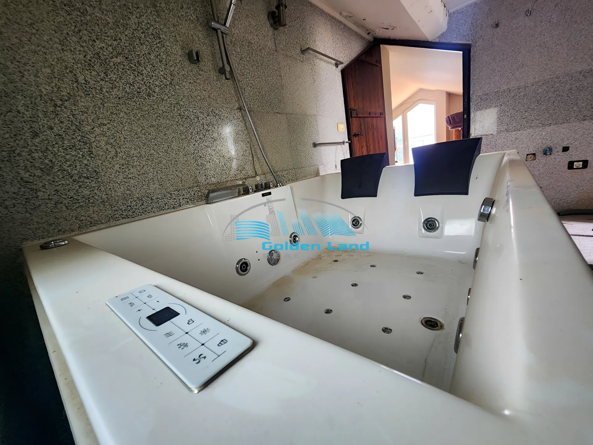 Triplex for Rent in Baabdat