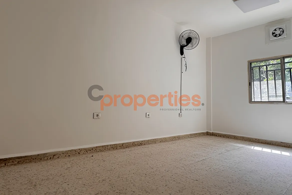 Shop for Rent in Mazraat Yachoua