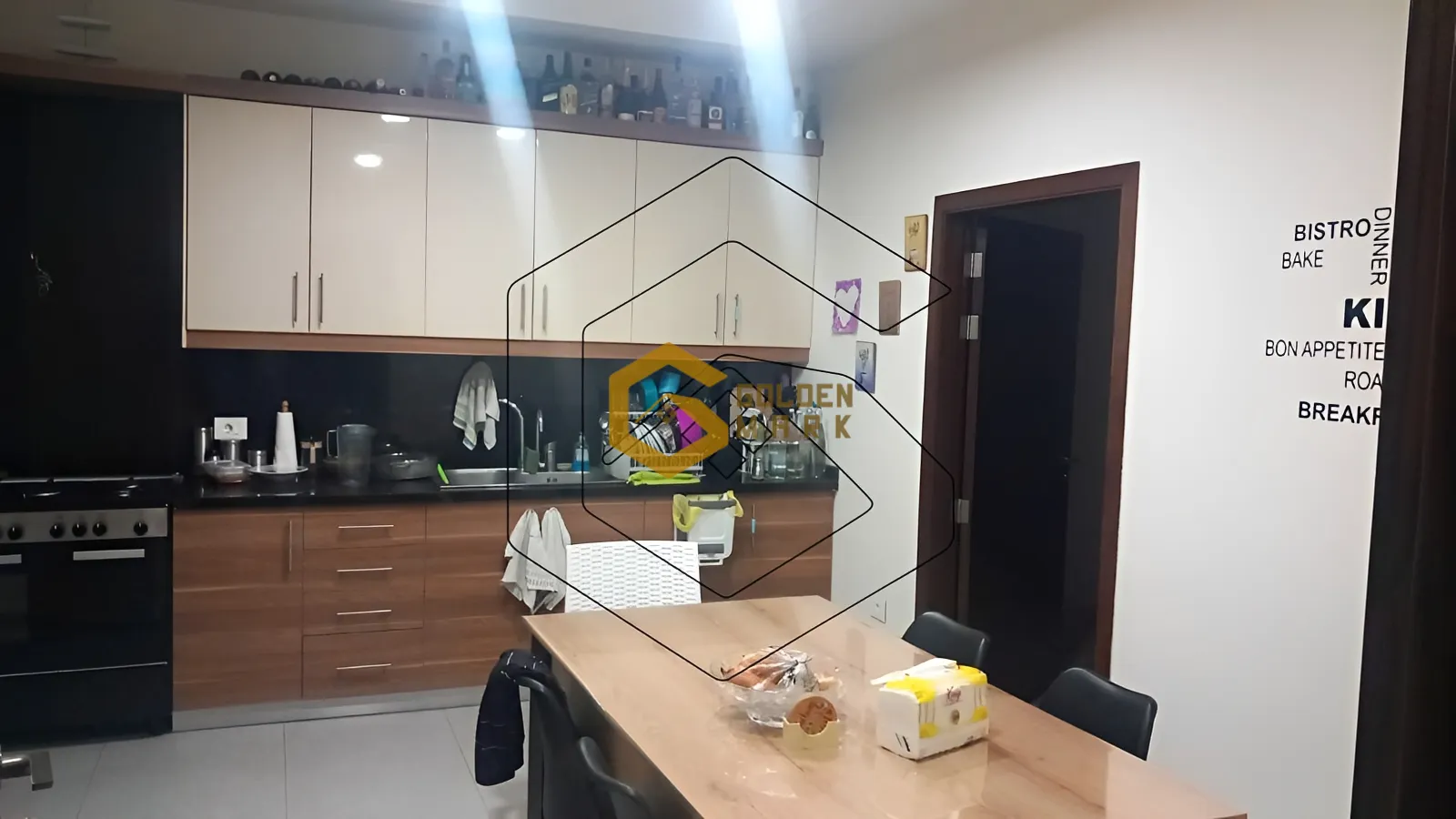 Apartment for Sale in Aamchit