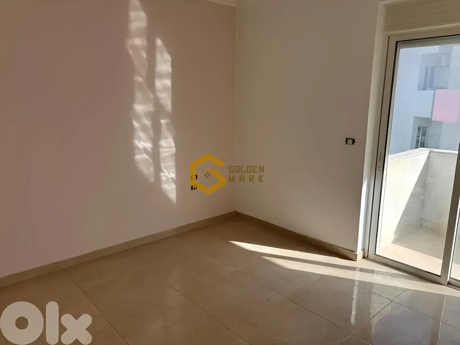 Apartment for Sale in Haret Sakher