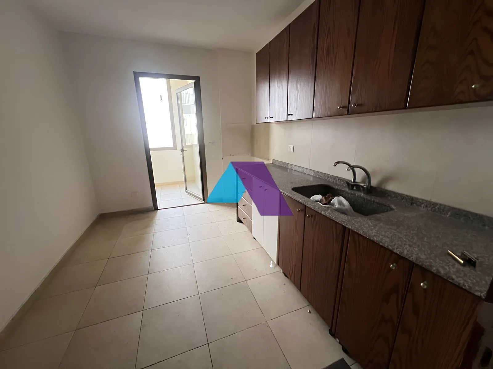 Apartment for Sale in Adonis