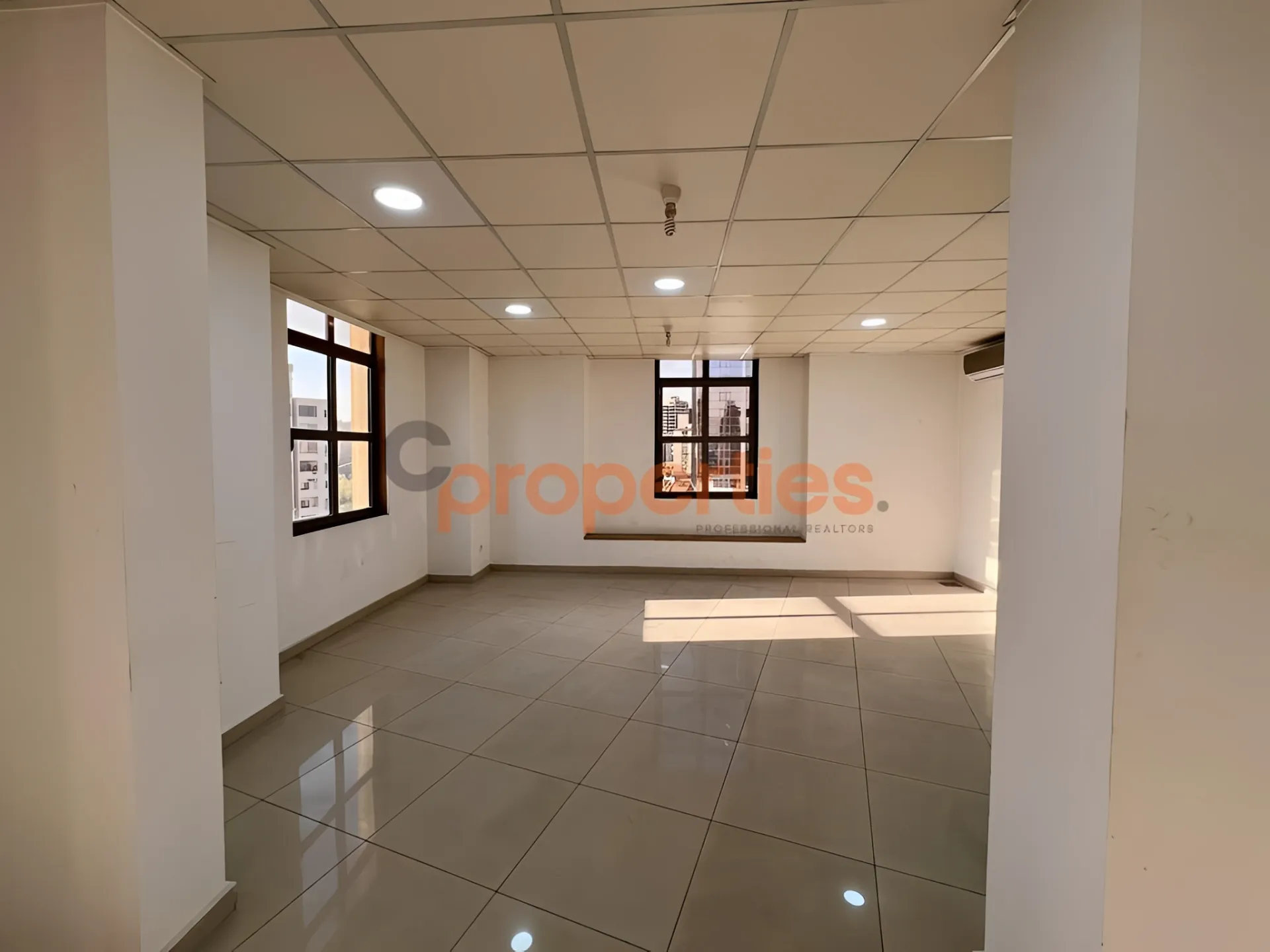 Office for rent in Dekwaneh