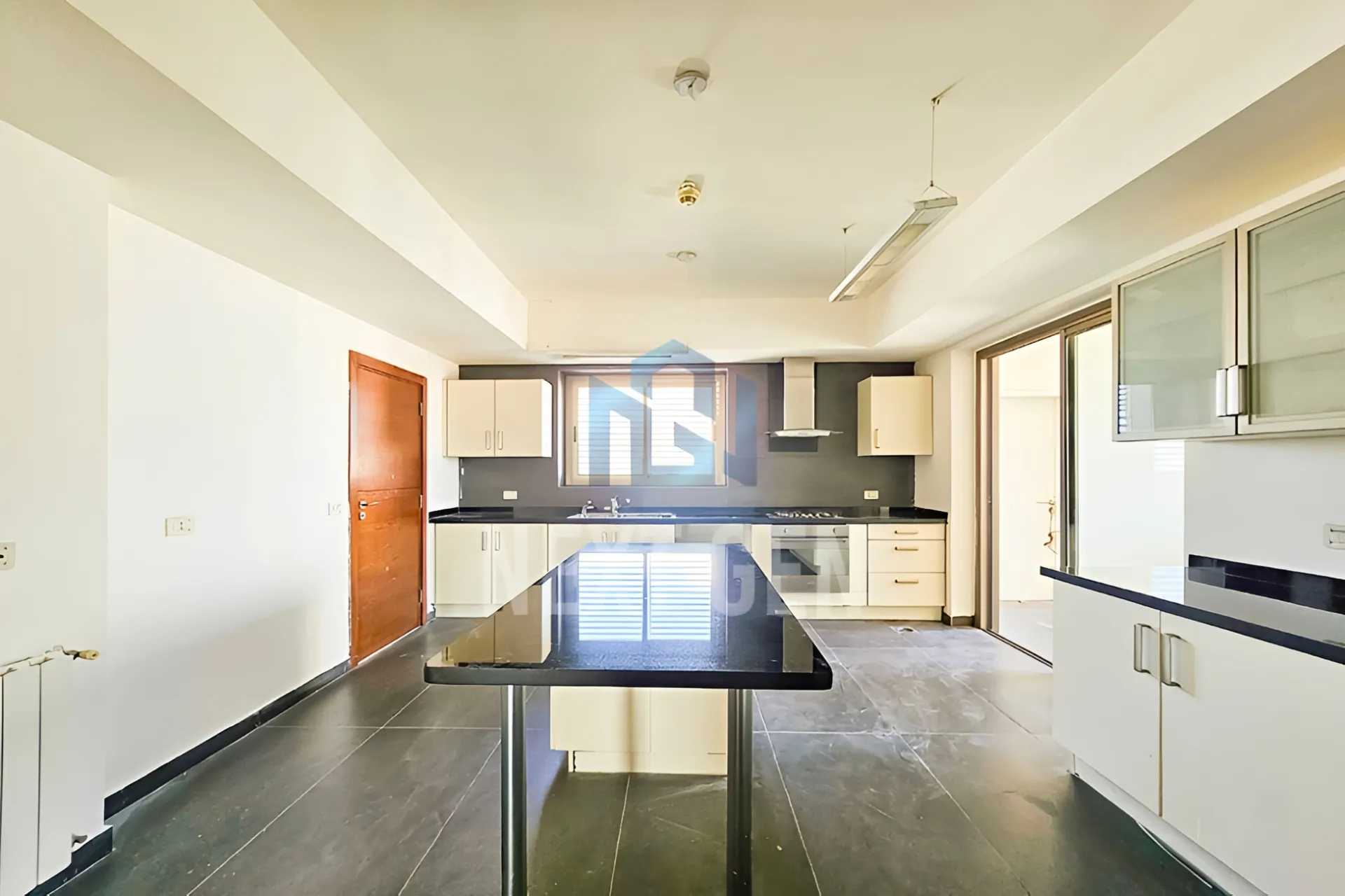 Apartment for sale in Ras El Nabaa, Bayrut, Lebanon