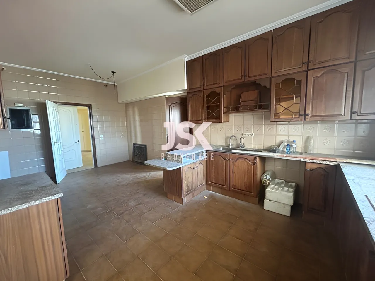 Apartment for Sale in Kraytem