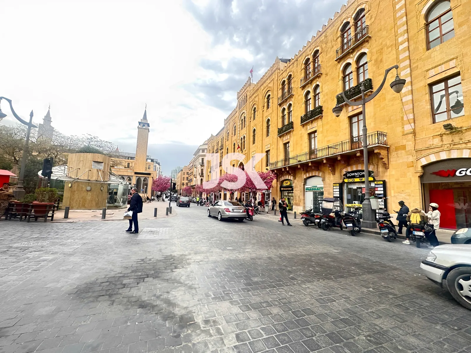 Shop for Rent in Downtown