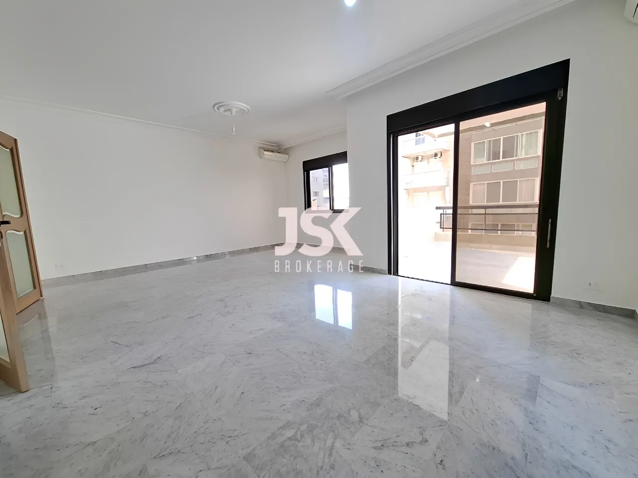 Apartment for Rent in Kaslik