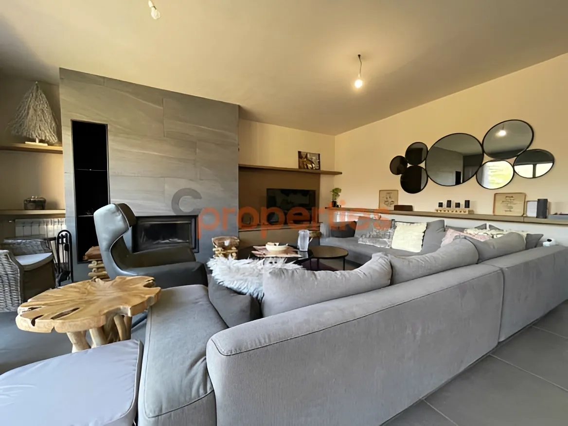 Chalet for Sale in Faraya - 3 bed, 4 bath