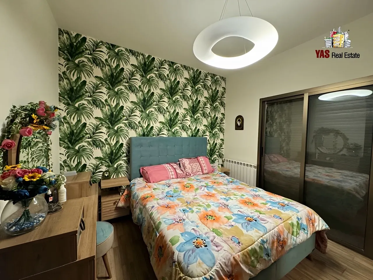 Apartment for Sale in Ballouneh