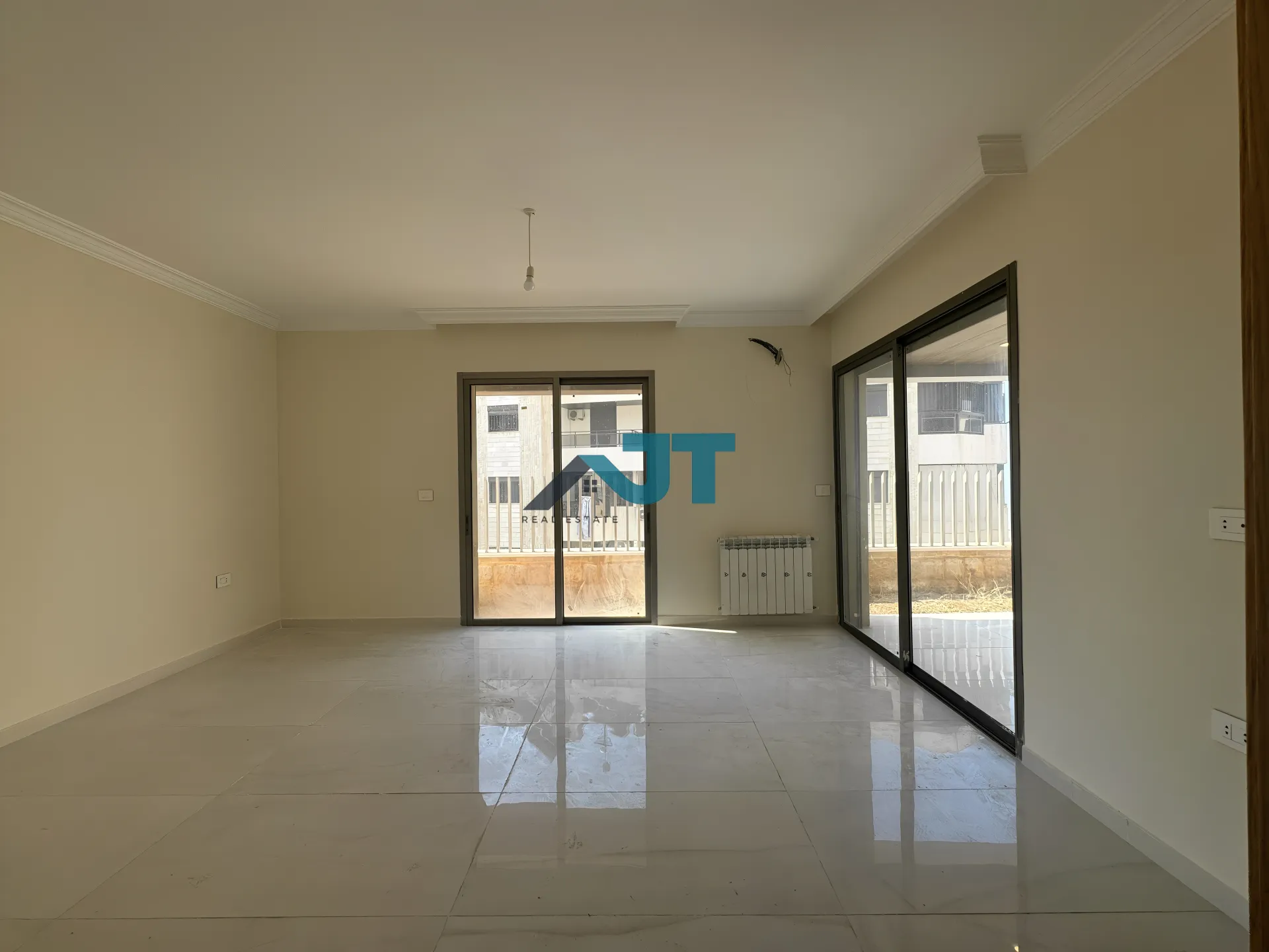 Apartment for Sale in Ain Aar