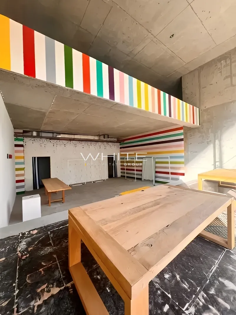 Shop For Rent in Downtown
