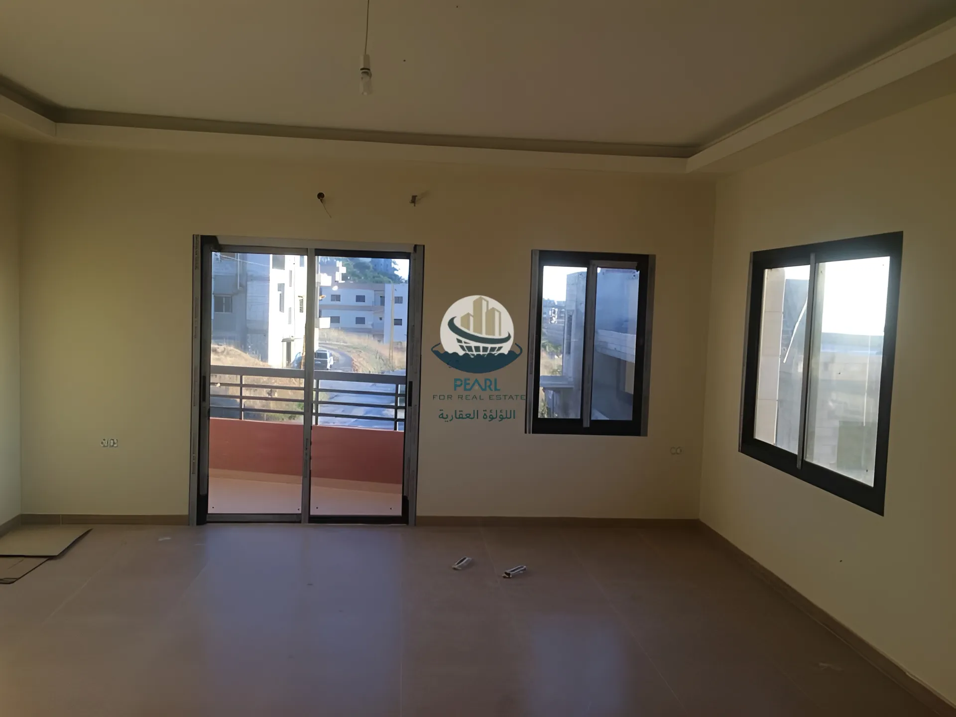 Residential Building for sale in Charoun