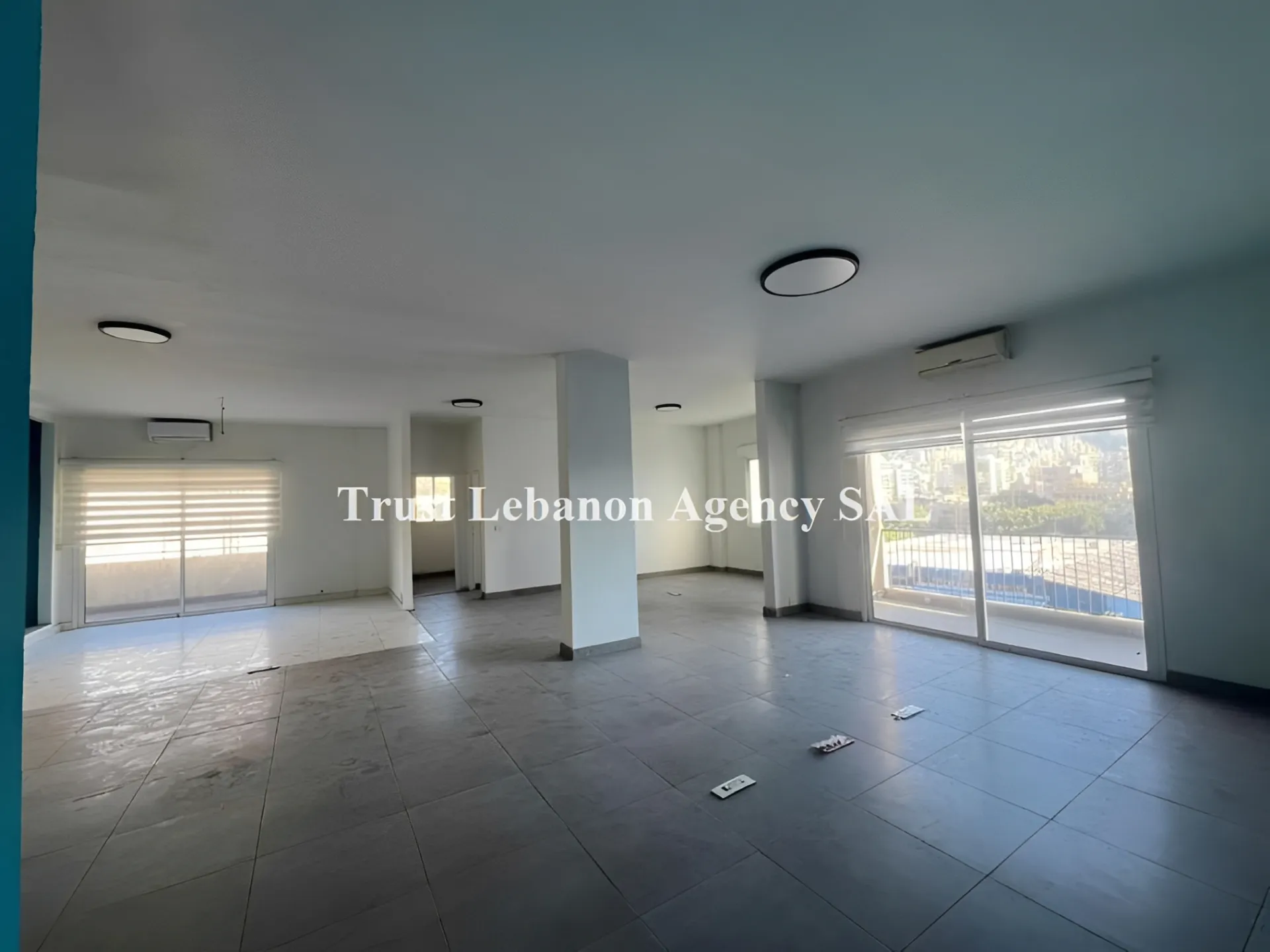 Office for sale in Metn, Antelias