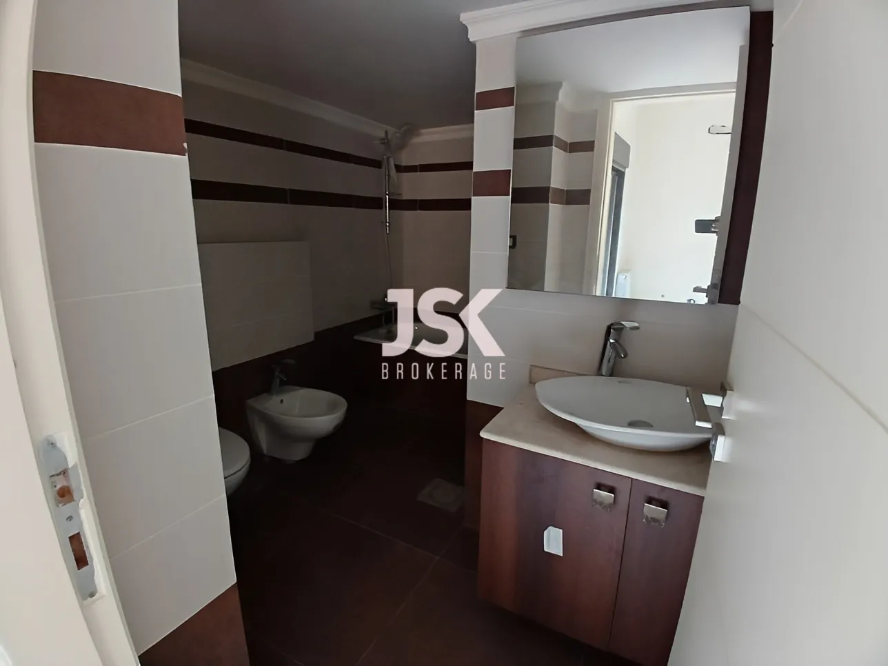 Apartment for Sale in Mazraat Yachoua