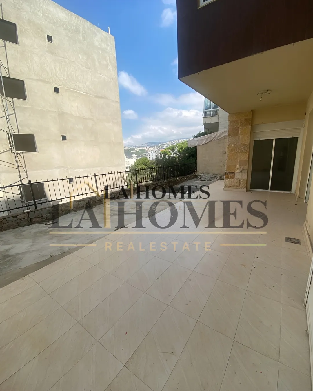 Apartment for sale in Zikrit