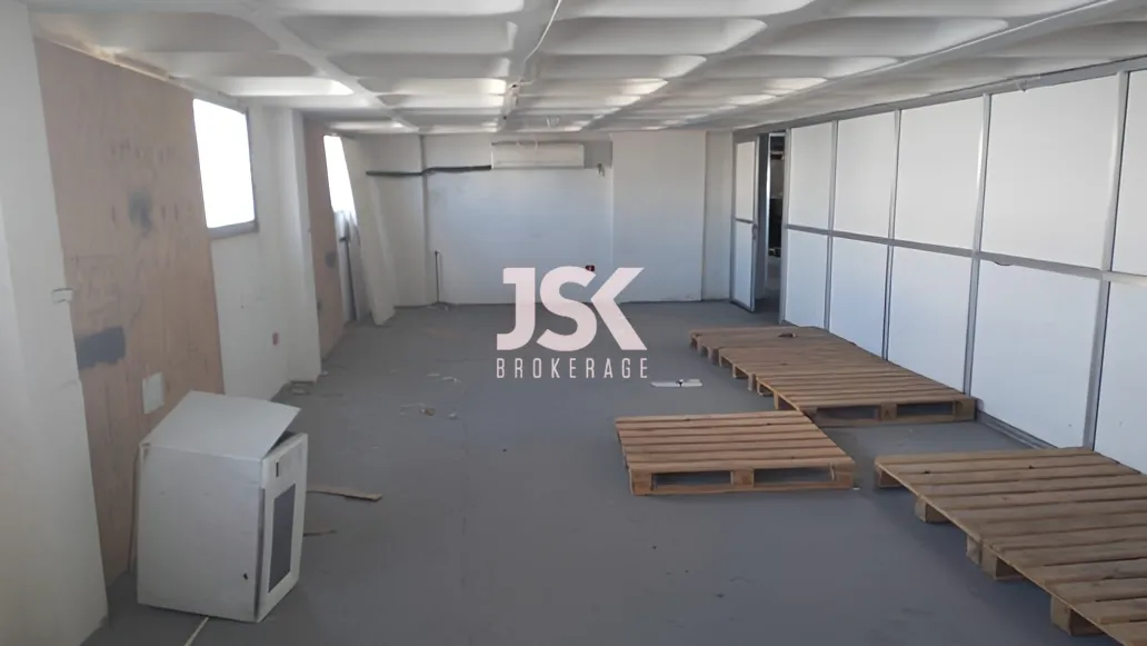 Industrial Unit for rent in Baouchriyeh