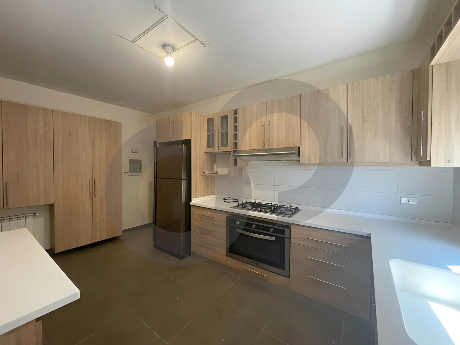 Building for Sale in Mar Takla