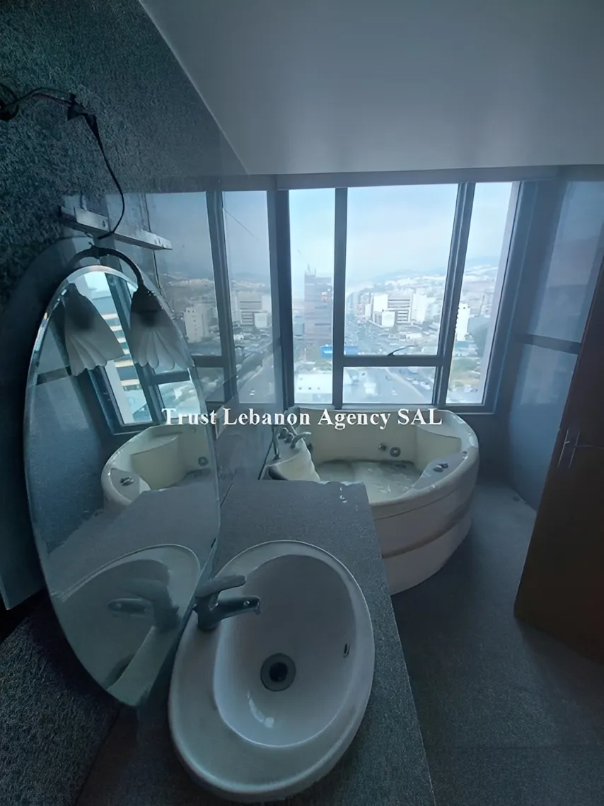Office for rent in Metn, Berej Hamoud