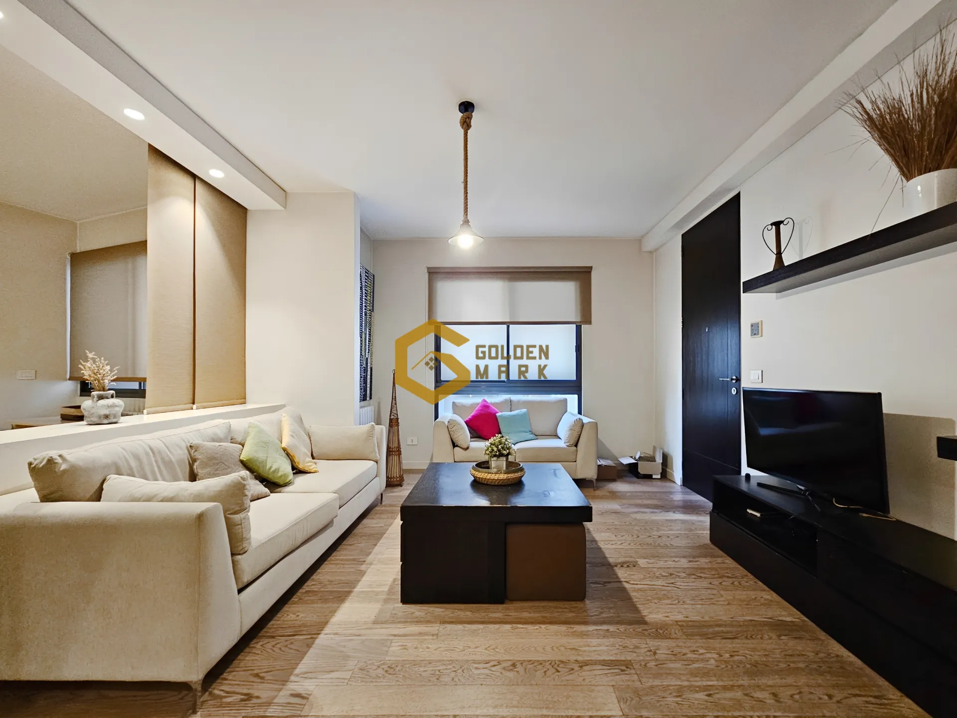 Apartment for Rent in Achrafieh, Beirut - 1 bed, 2 bath