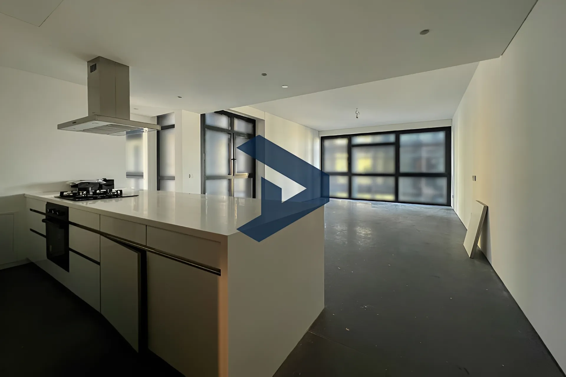 Apartment for rent in Achrafieh, Beirut, Lebanon - 1 bed, 2 bath