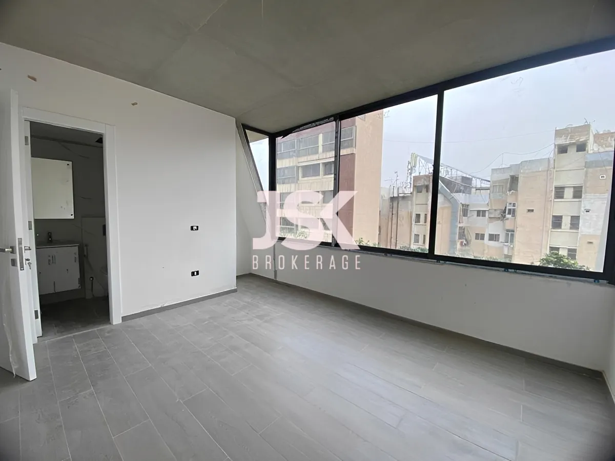 Apartment for Sale in Spears, Beirut, Lebanon