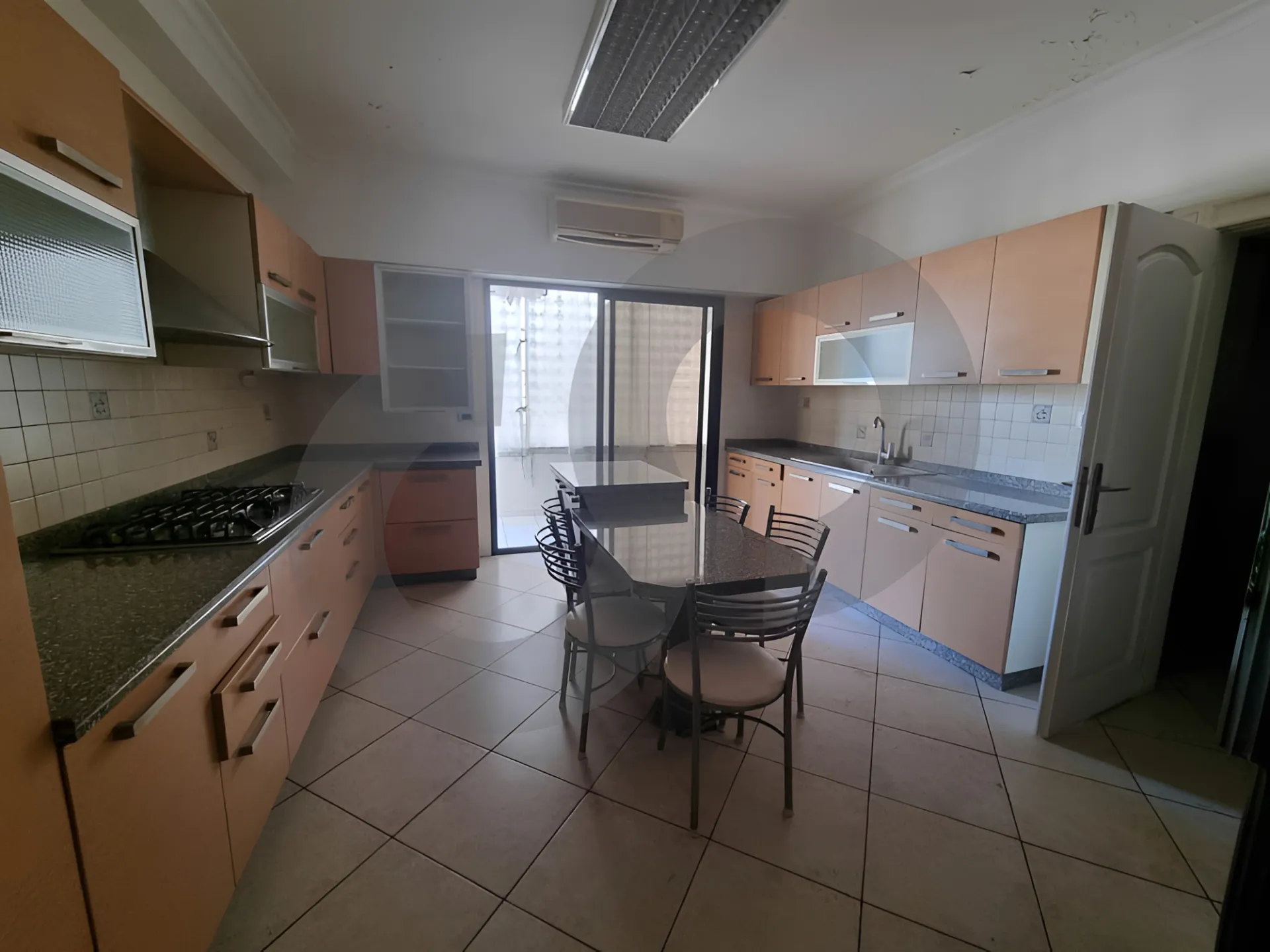 Apartment for Rent in Ain El Tineh