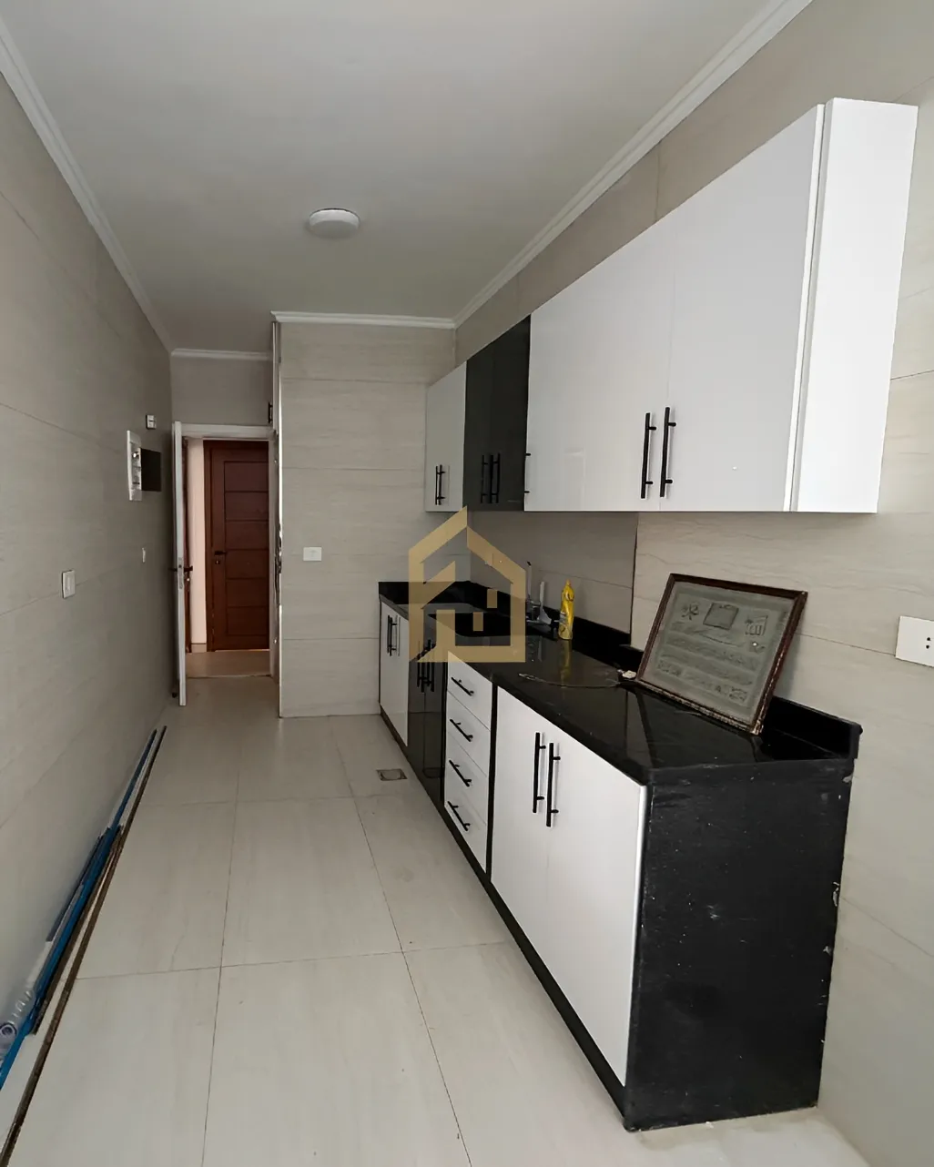 Apartment for sale in Ras Al Naba'a, Beirut, Lebanon - 2 bed, 2 bath